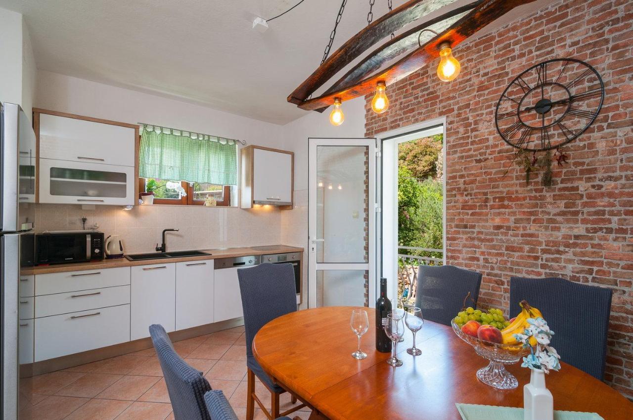 Apartman Neven Podgora Extérieur photo